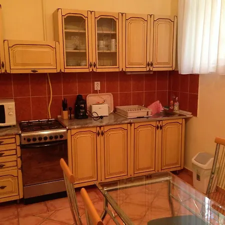 Peterfia Apartman Debrecen Exterior photo